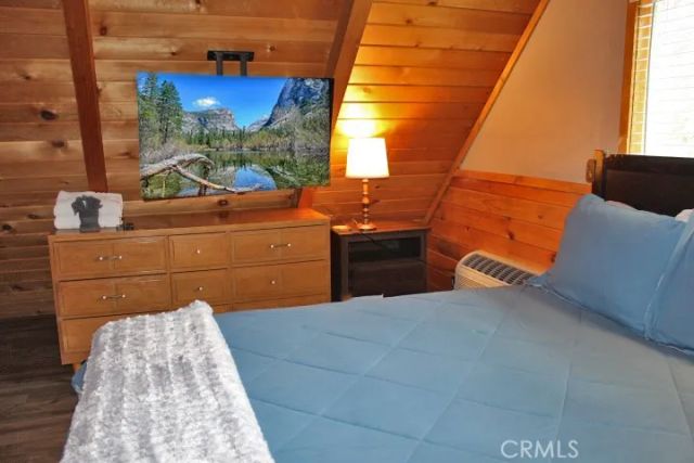 556 Villa Grove Avenue, Big Bear City, CA 92314