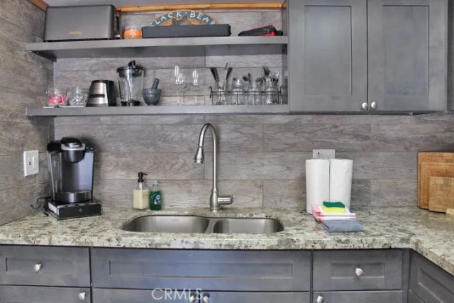 556 Villa Grove Avenue, Big Bear City, CA 92314