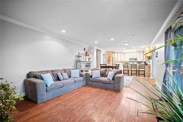 1021 Greggerson Rd, Irwin, PA 15642