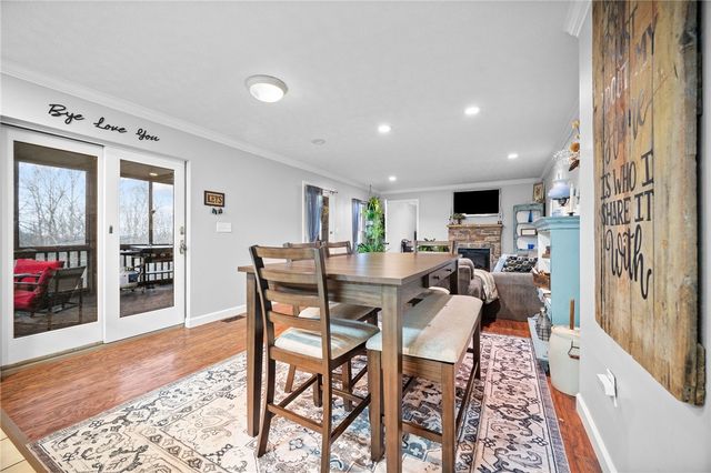 1021 Greggerson Rd, Irwin, PA 15642