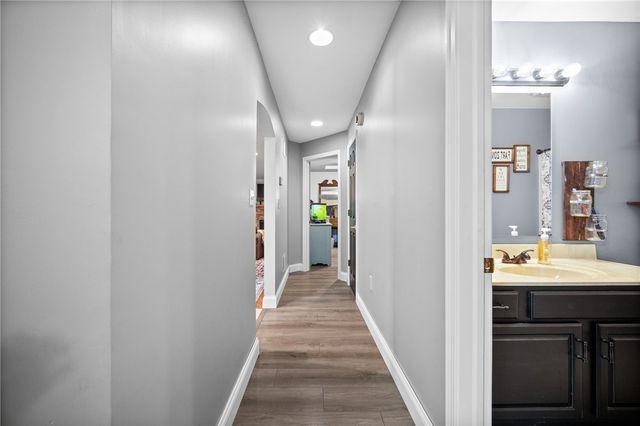 1021 Greggerson Rd, Irwin, PA 15642