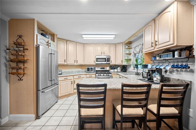 1021 Greggerson Rd, Irwin, PA 15642