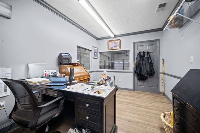 1021 Greggerson Rd, Irwin, PA 15642