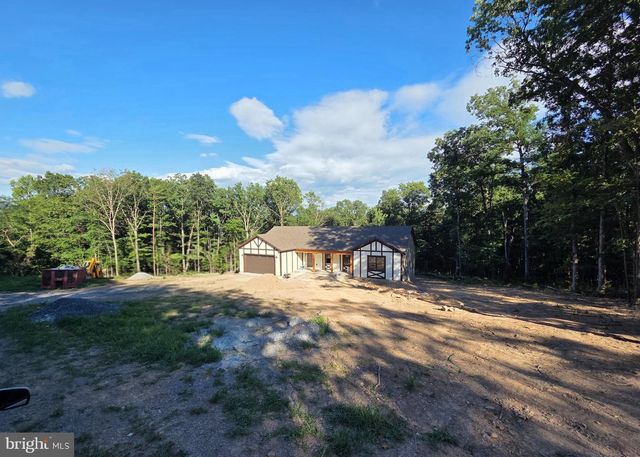 150 FOUR SEASONS DR E, Gore, VA 22637