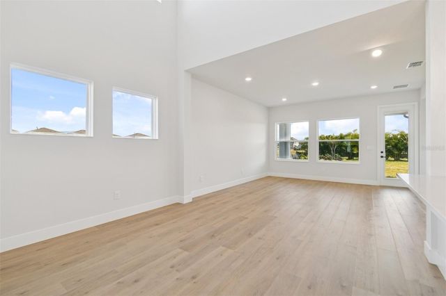 5129 CHAPEL ROW AVENUE, Apollo Beach, FL 33572