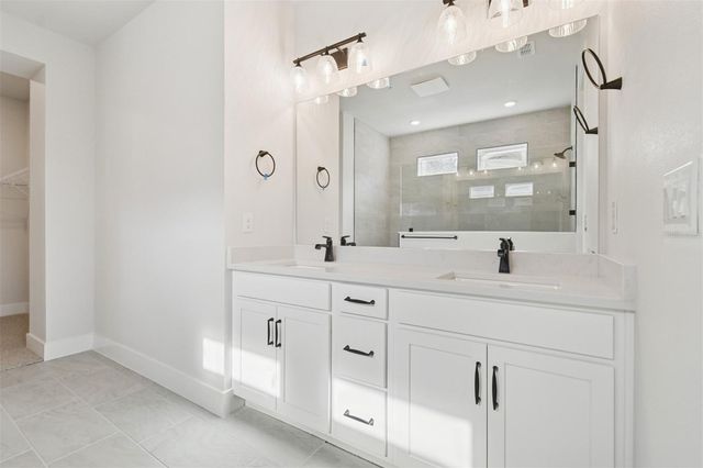 5129 CHAPEL ROW AVENUE, Apollo Beach, FL 33572