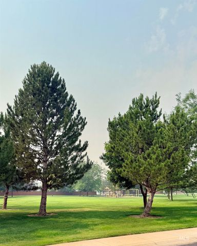 12891 Adelaide, Caldwell, ID 83607
