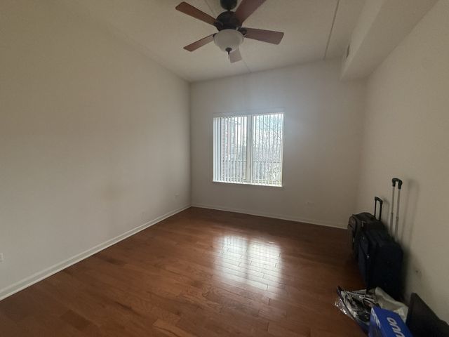 855 E 22nd Street 202, Lombard, IL 60148