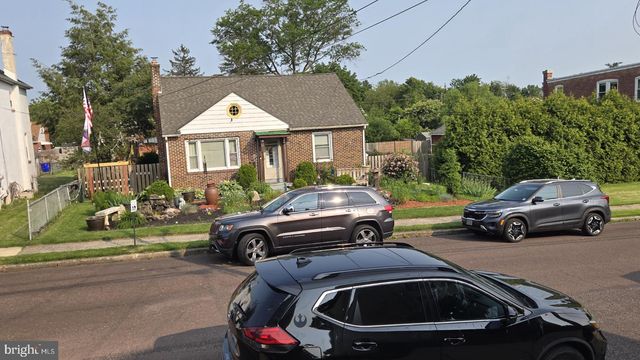 630 WILLOW ST, Pottstown, PA 19464