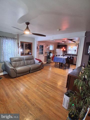 630 WILLOW ST, Pottstown, PA 19464