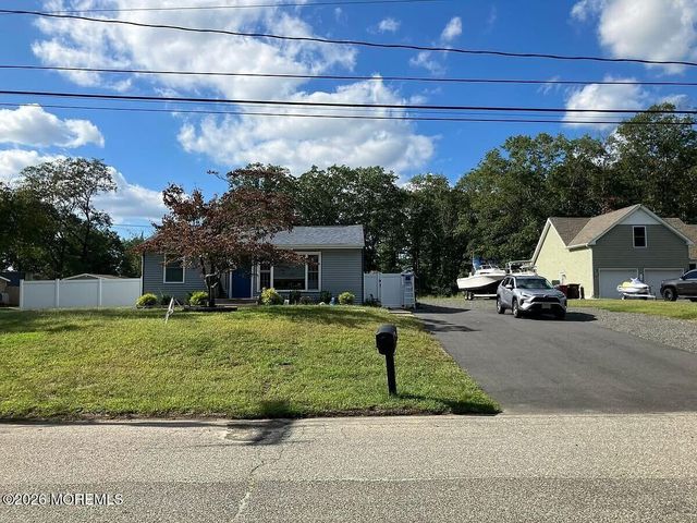 20 Gladney Avenue, Bayville, NJ 08721