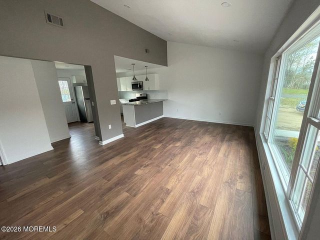 20 Gladney Avenue, Bayville, NJ 08721