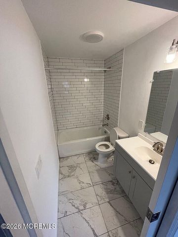 20 Gladney Avenue, Bayville, NJ 08721