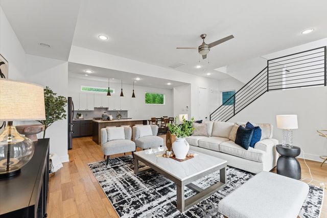 1404 Bailey Street, Houston, TX 77019