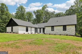 2725 Glendale Drive, Conyers, GA 30013