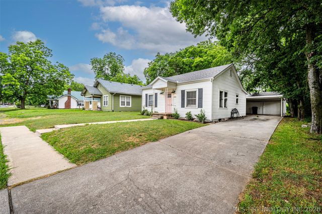 1305 Hargrove Street, Ardmore, OK 73401