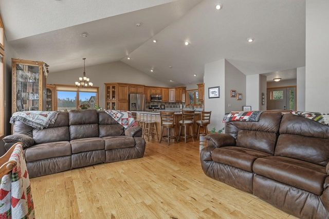 N8098 15th AVENUE, New Lisbon, WI 53950