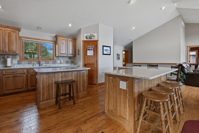 N8098 15th AVENUE, New Lisbon, WI 53950