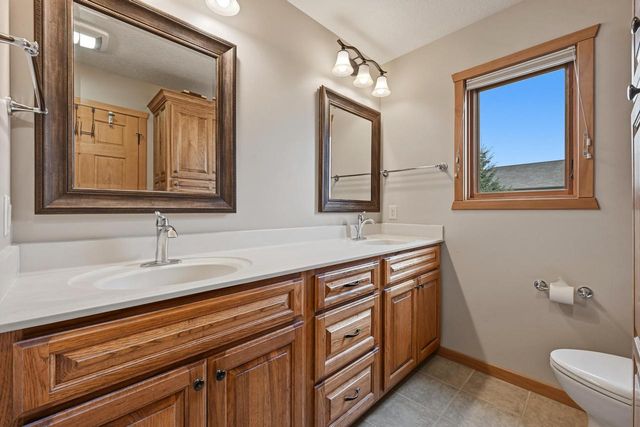 N8098 15th AVENUE, New Lisbon, WI 53950