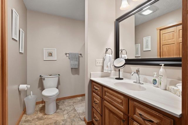 N8098 15th AVENUE, New Lisbon, WI 53950