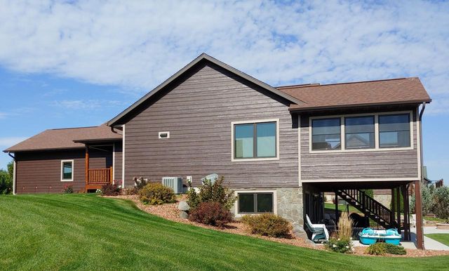 N8098 15th AVENUE, New Lisbon, WI 53950