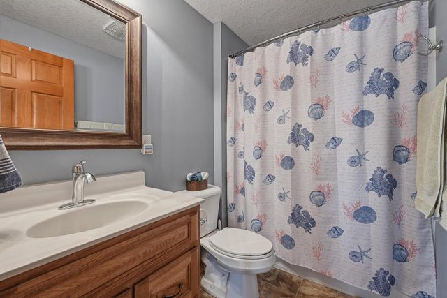 N8098 15th AVENUE, New Lisbon, WI 53950