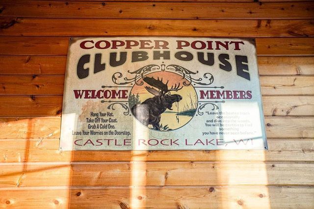 N8098 15th AVENUE, New Lisbon, WI 53950