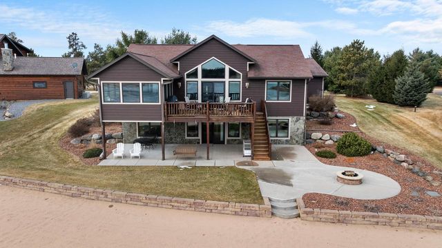 N8098 15th AVENUE, New Lisbon, WI 53950