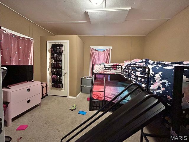 1305 Clawson Street, Alton, IL 62002