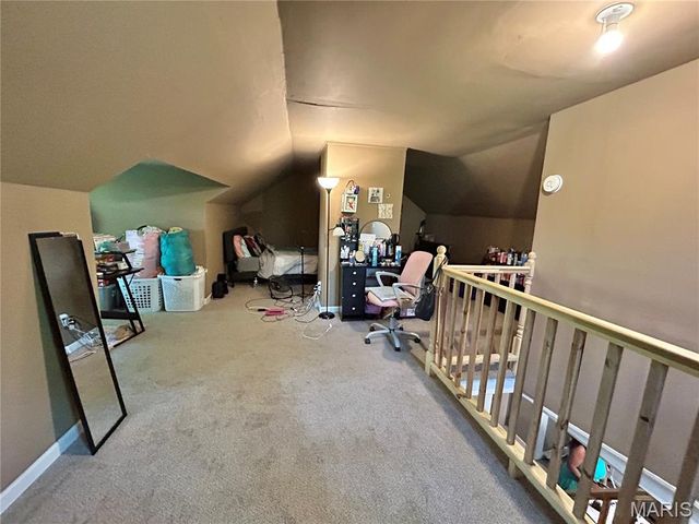 1305 Clawson Street, Alton, IL 62002