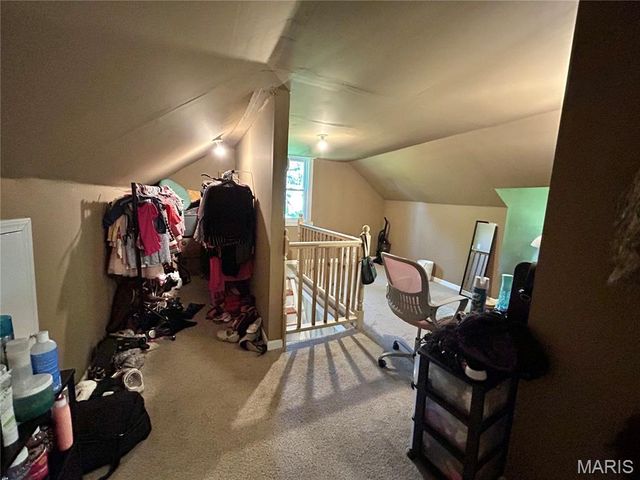 1305 Clawson Street, Alton, IL 62002