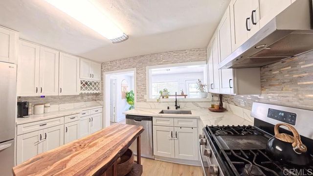 117 Nevada Avenue, Vista, CA 92084