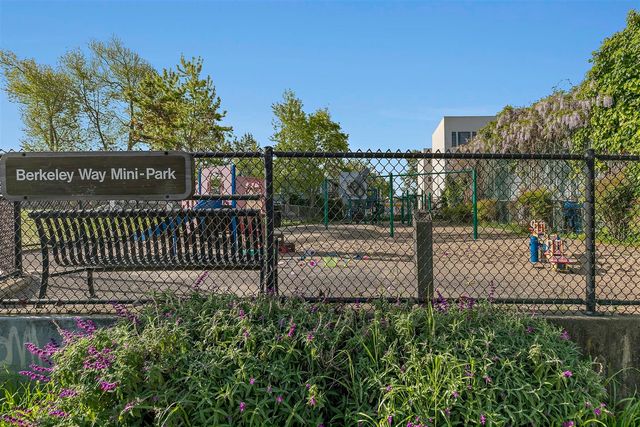 1436 Delaware St, Berkeley, CA 94702