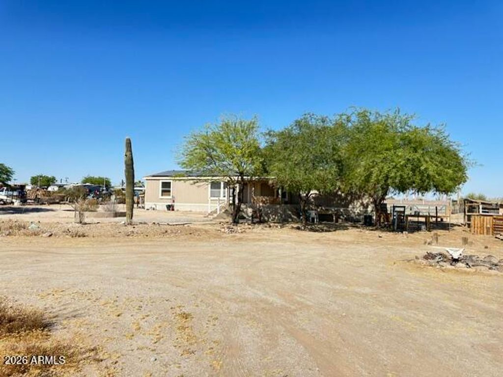2005 N 196th Drive, Buckeye, AZ 85396 — photo 2