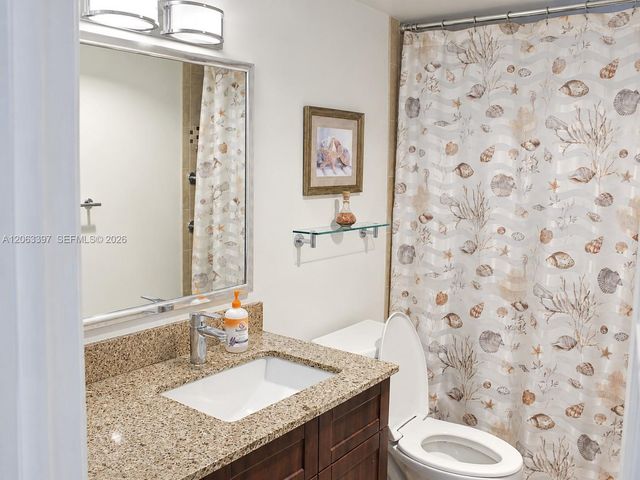 401 SE 3rd St 608, Dania Beach, FL 33004