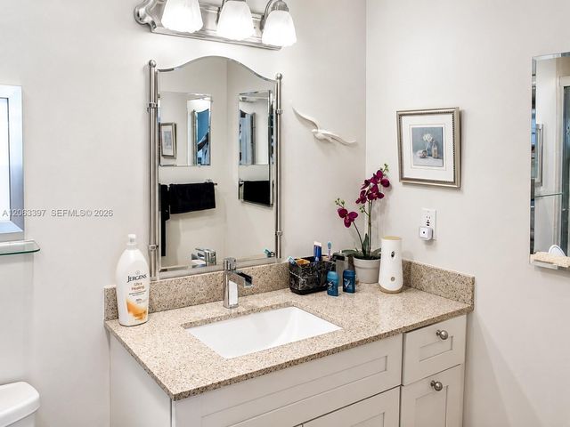 401 SE 3rd St 608, Dania Beach, FL 33004