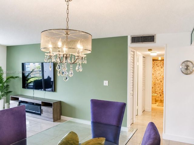 401 SE 3rd St 608, Dania Beach, FL 33004