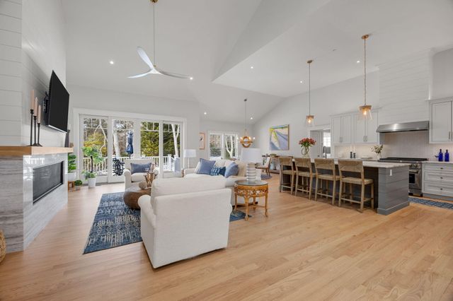 4 Monomoy Lane, Orleans, MA 02653