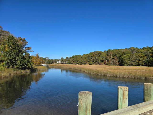 4 Monomoy Lane, Orleans, MA 02653