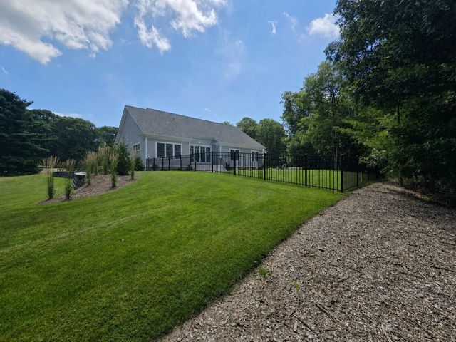 4 Monomoy Lane, Orleans, MA 02653