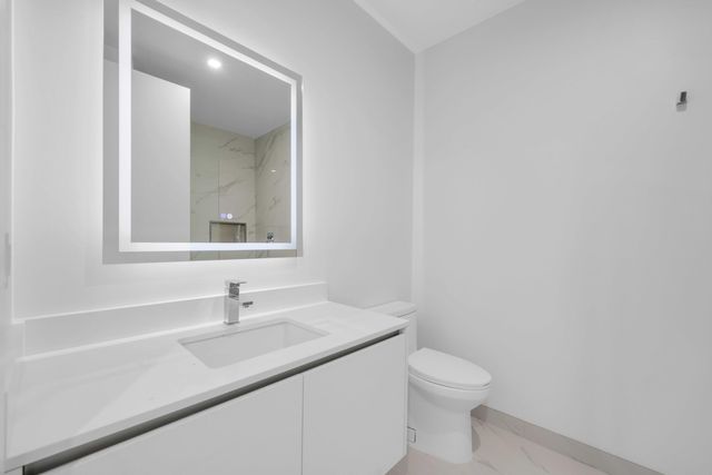 220 Lake Shore Drive 1908, Lake Park, FL 33403