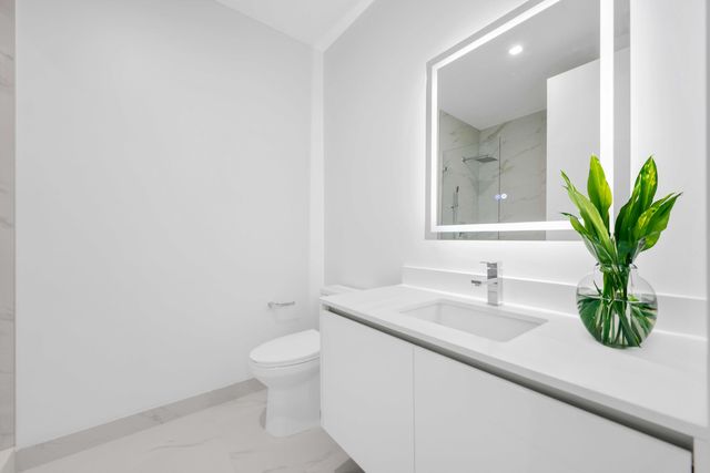 220 Lake Shore Drive 1908, Lake Park, FL 33403