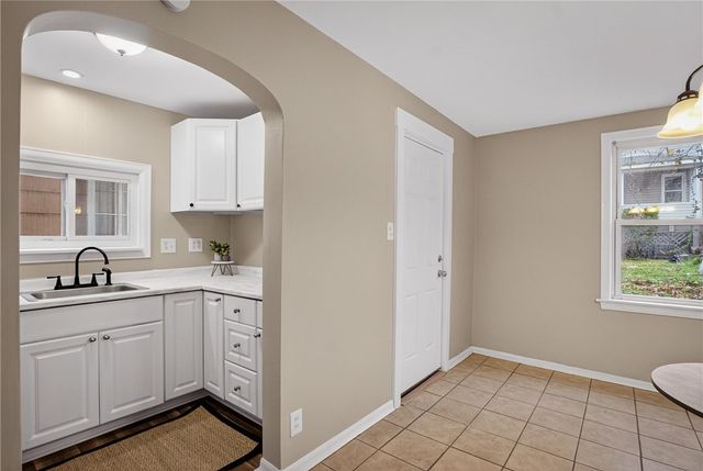 621 Washington Ave, Carnegie, PA 15106