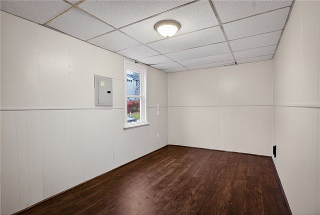 621 Washington Ave, Carnegie, PA 15106