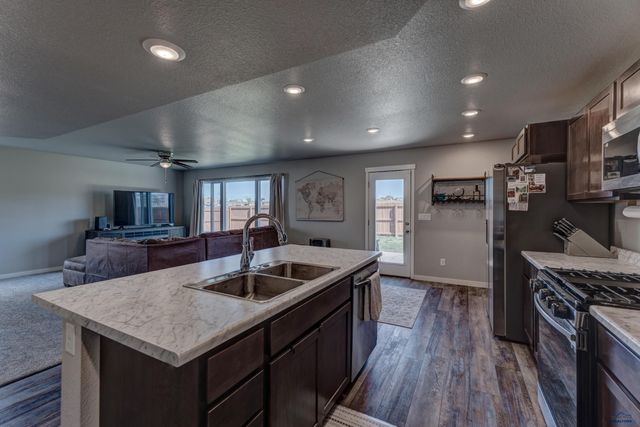 412 HENRY POTTER RD, Box Elder, SD 57719