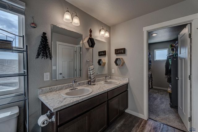 412 HENRY POTTER RD, Box Elder, SD 57719