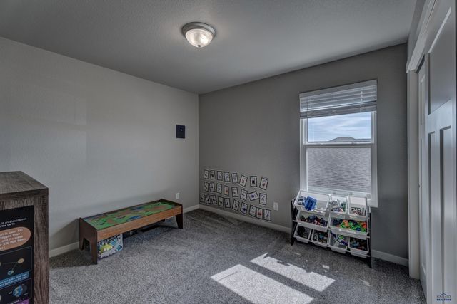 412 HENRY POTTER RD, Box Elder, SD 57719