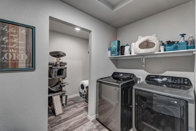 412 HENRY POTTER RD, Box Elder, SD 57719