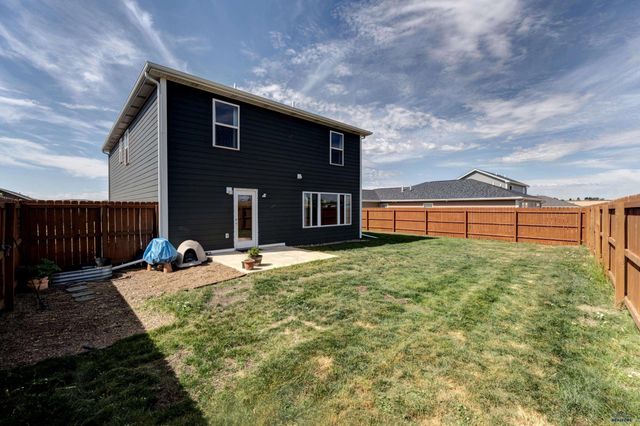 412 HENRY POTTER RD, Box Elder, SD 57719