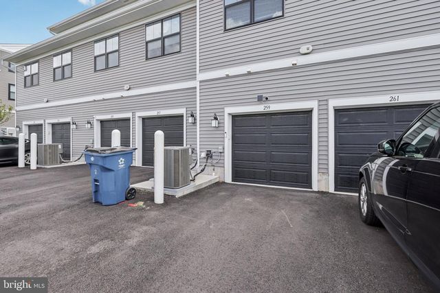 259 AARON TRUEHART WAY, Titusville, NJ 08560